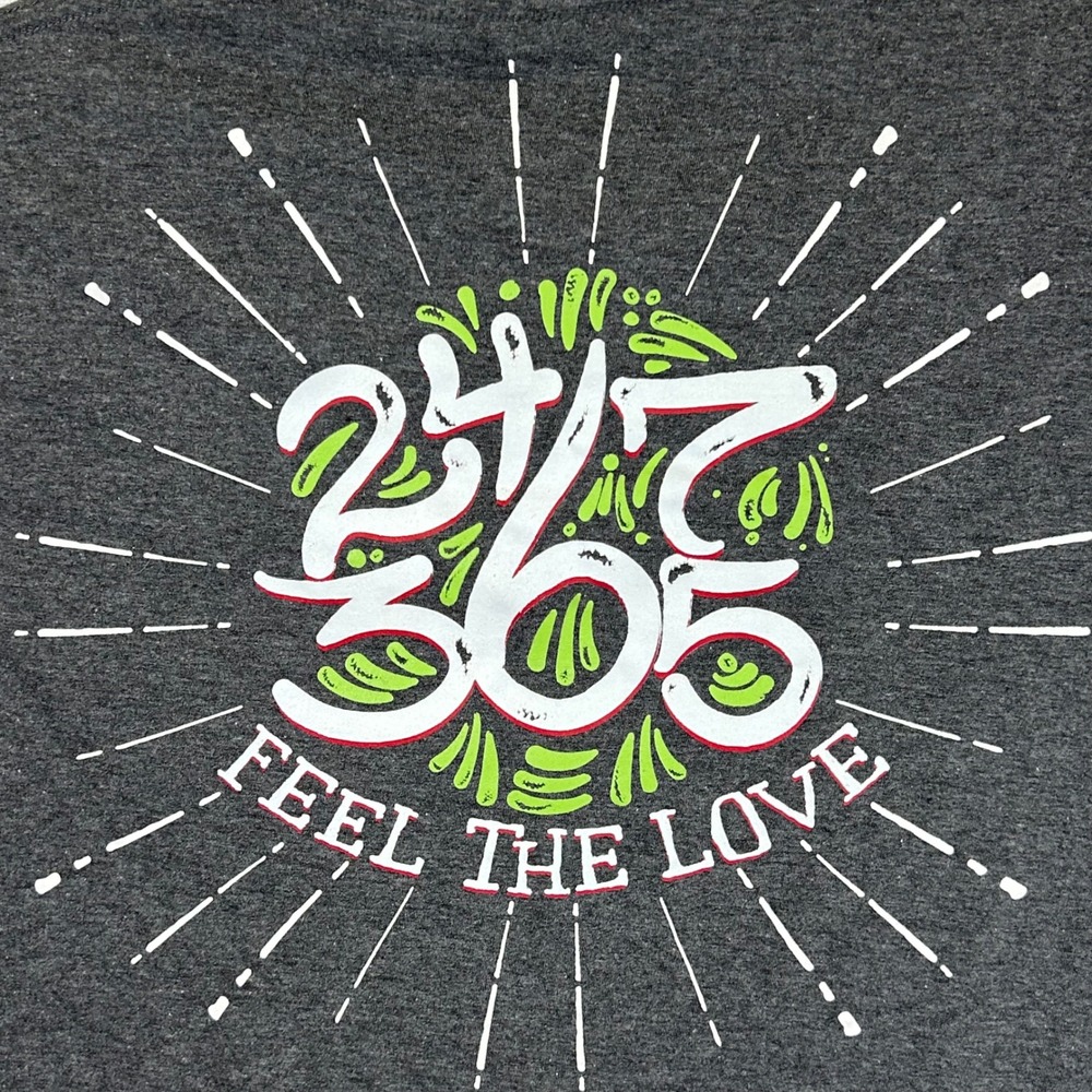 Loomstate Sheetz Employee Gray 24/7 365 Feel The Love Pocket T-Shirt‎ Unisex S